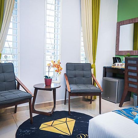 Ghazrins Desaru Hotell Pengerang Exteriör bild