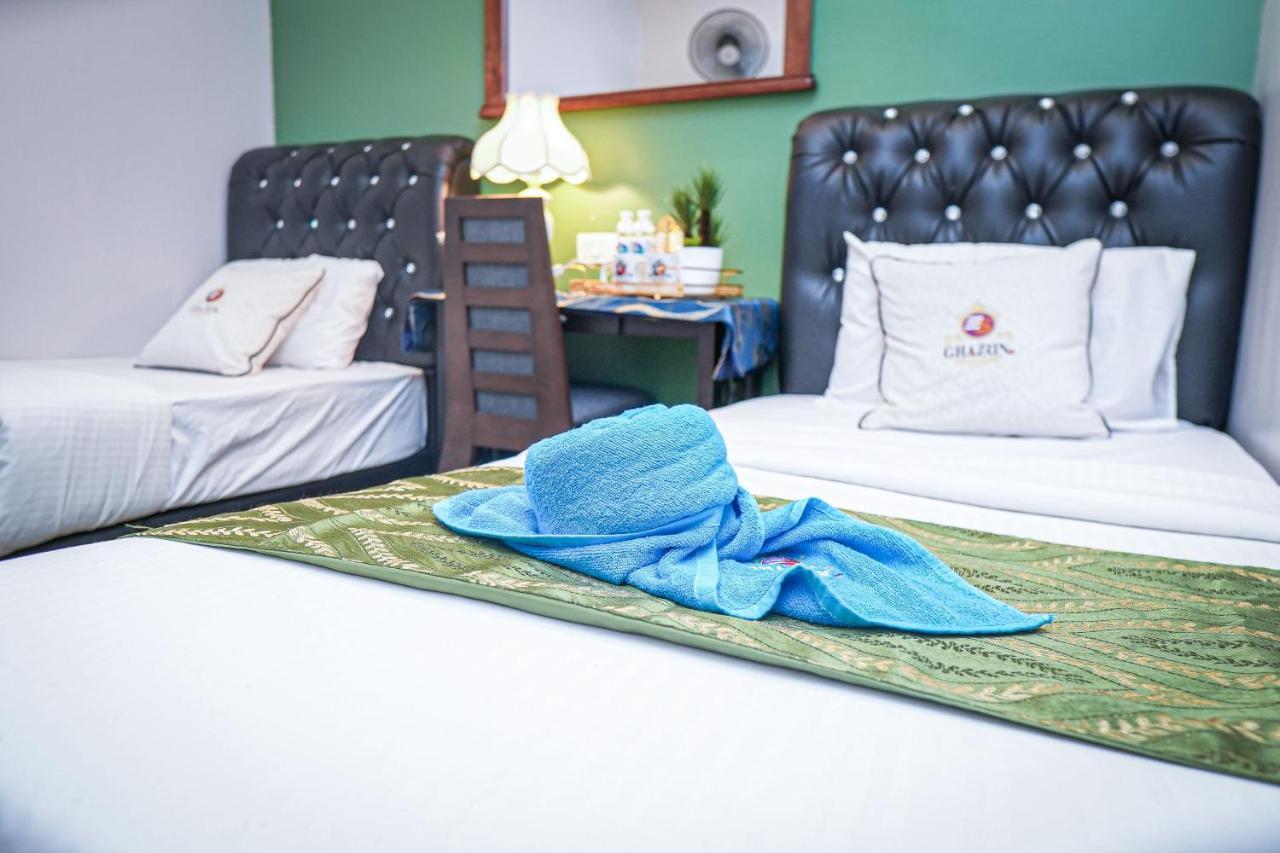 Ghazrins Desaru Hotell Pengerang Exteriör bild