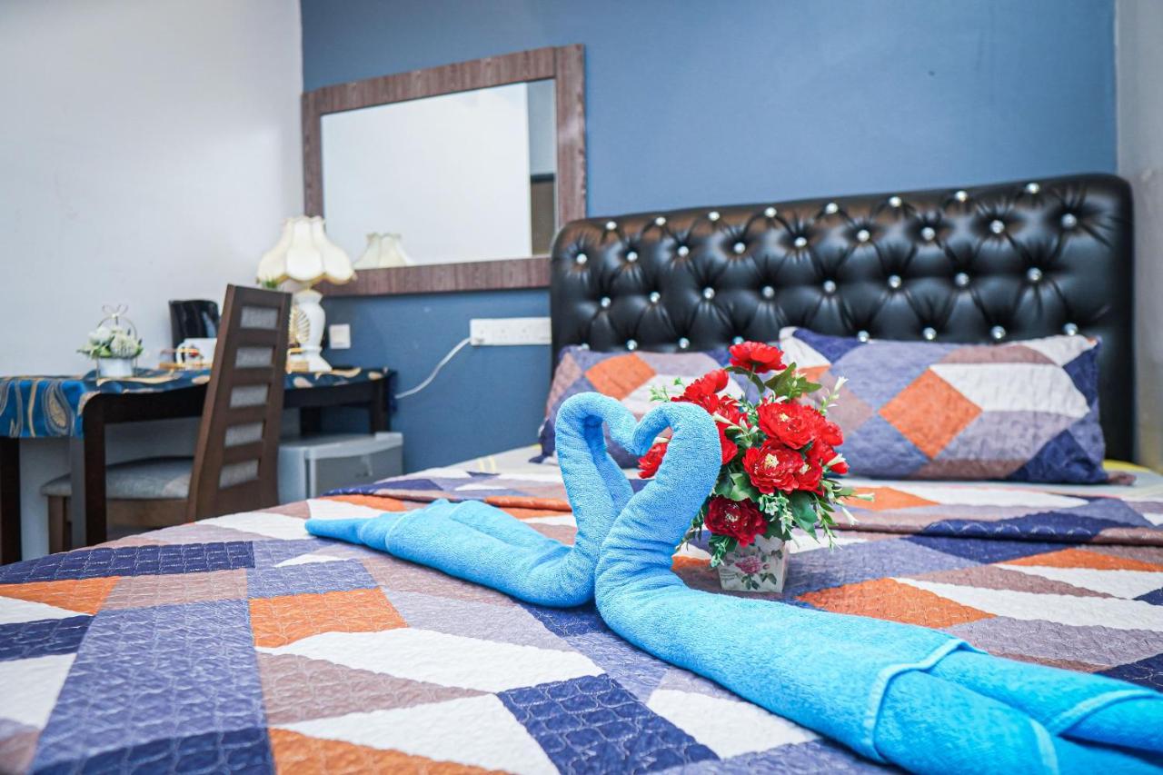 Ghazrins Desaru Hotell Pengerang Exteriör bild
