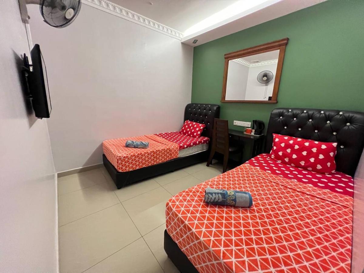 Ghazrins Desaru Hotell Pengerang Exteriör bild