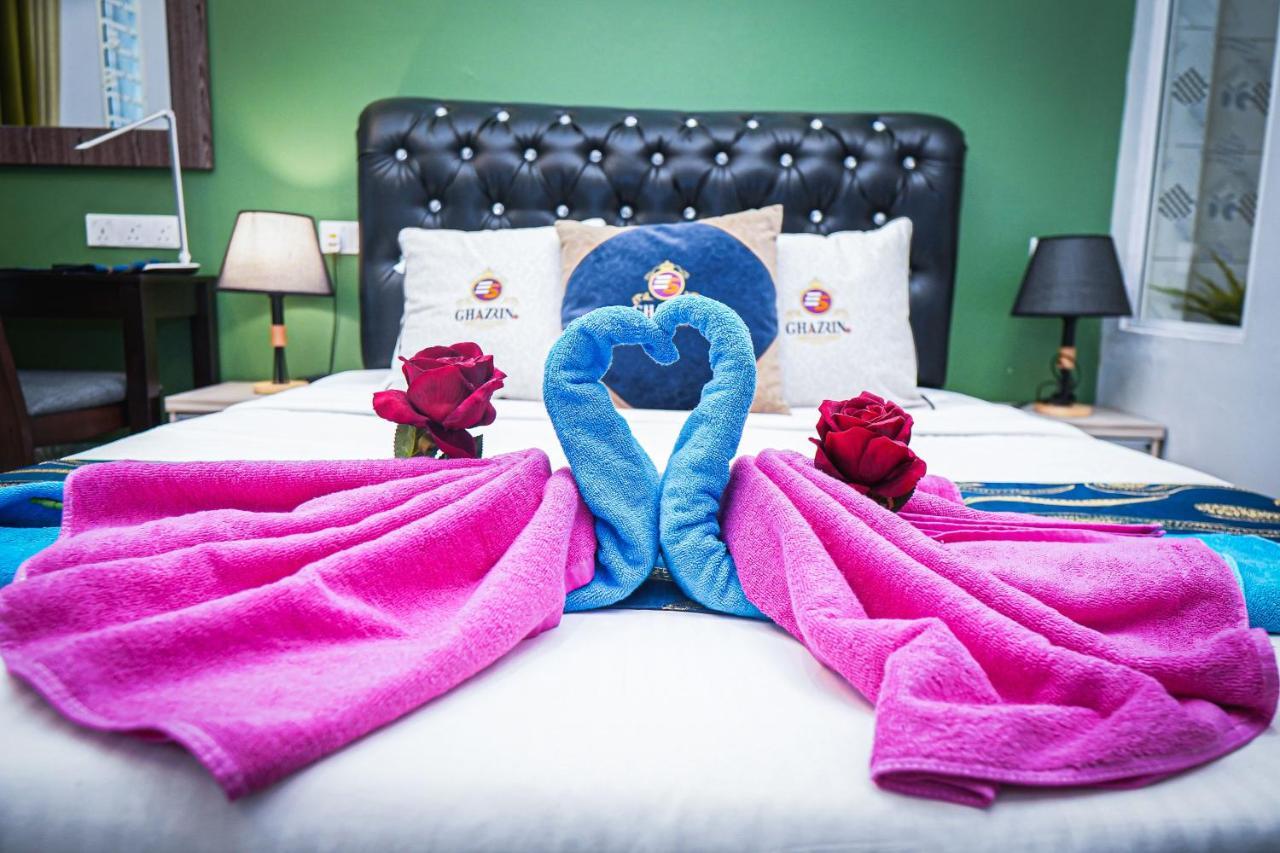 Ghazrins Desaru Hotell Pengerang Exteriör bild